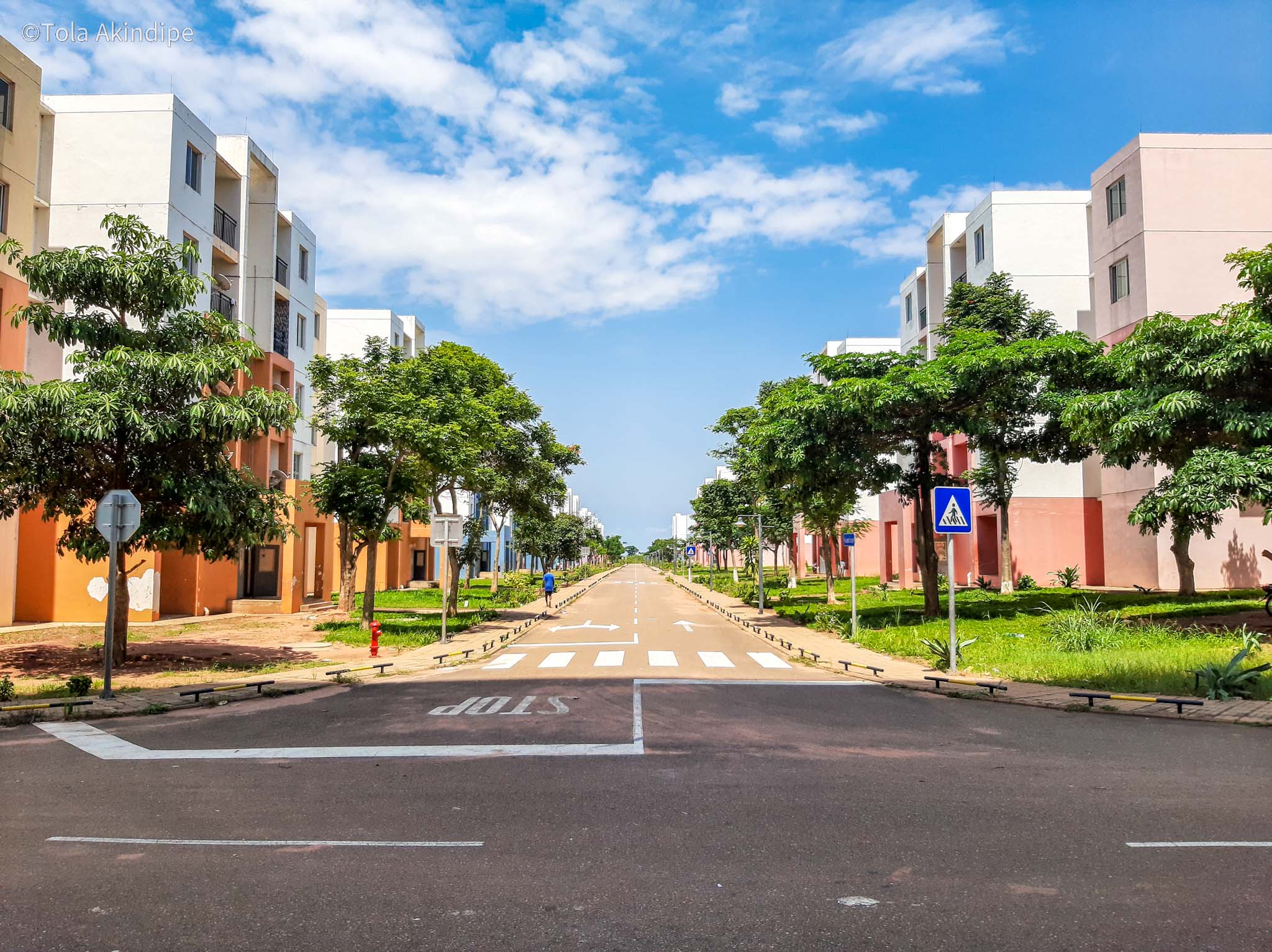 Centralidade, Angola